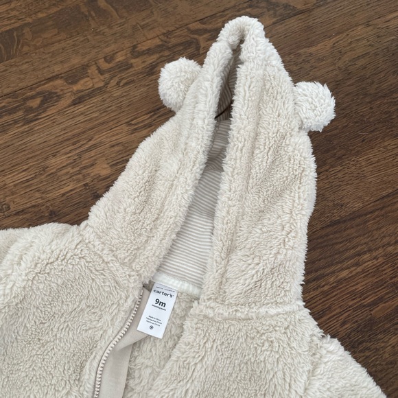 Carter’s Baby Bear Onesie - Picture 4 of 5